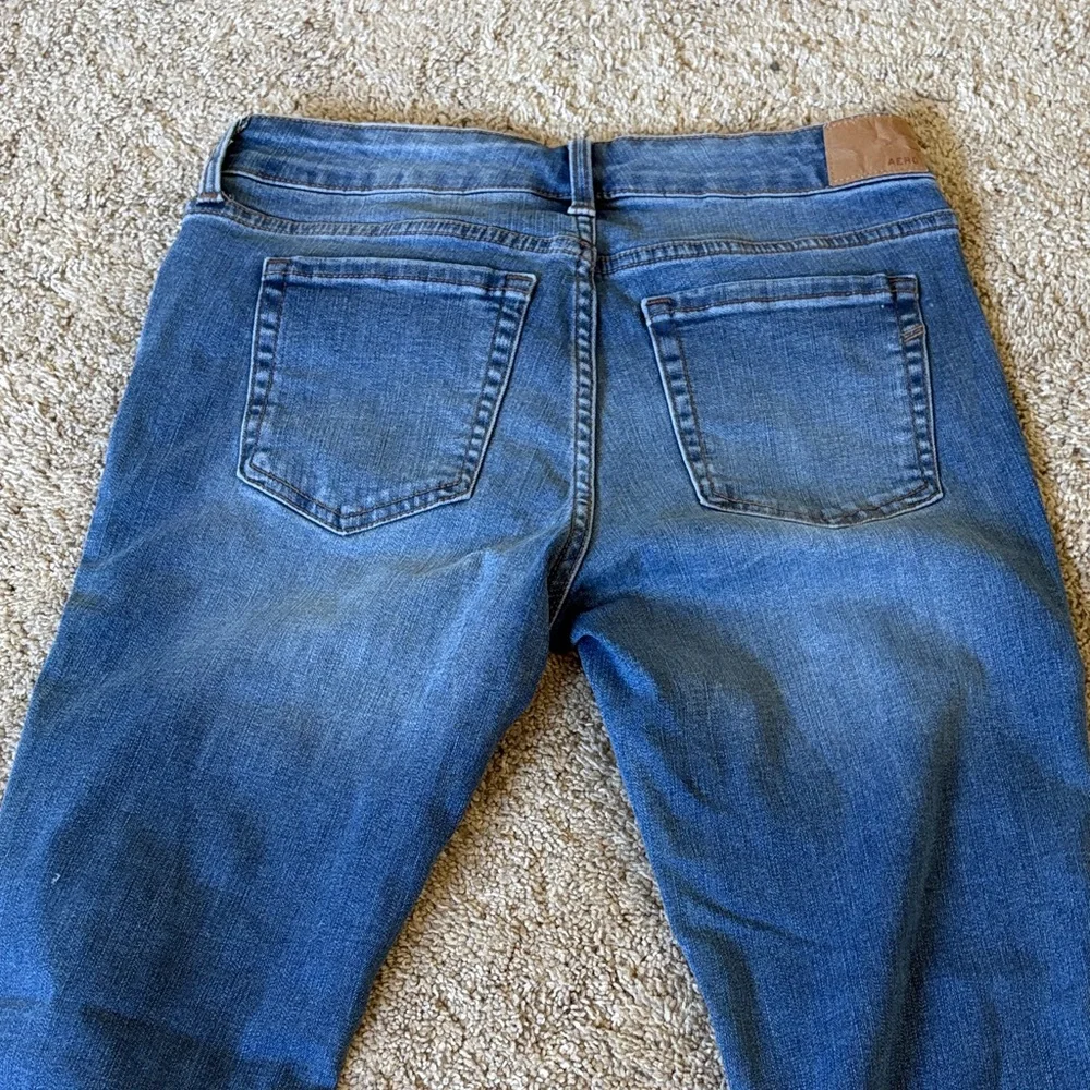 Aeropostale Women's Blue Low Rise Skinny Jeans - Picture 4 of 4